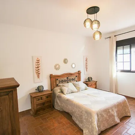 Vivienda Rural El Chirimbolo Holiday home *